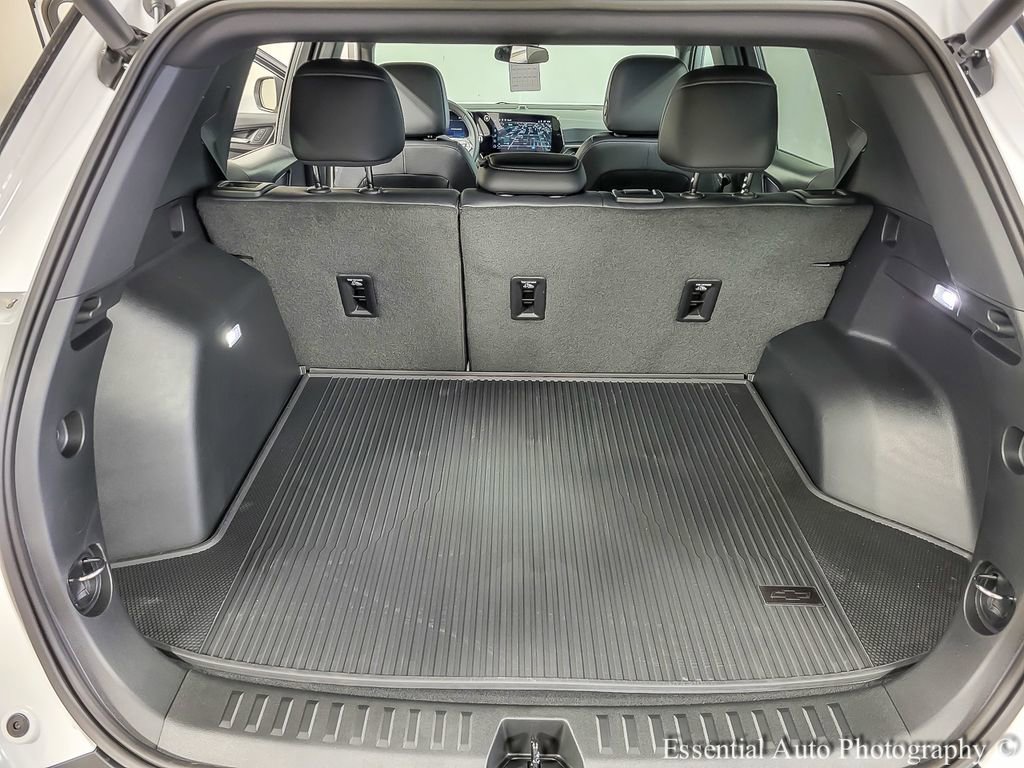 New 2026 Chevrolet Equinox LT image 18