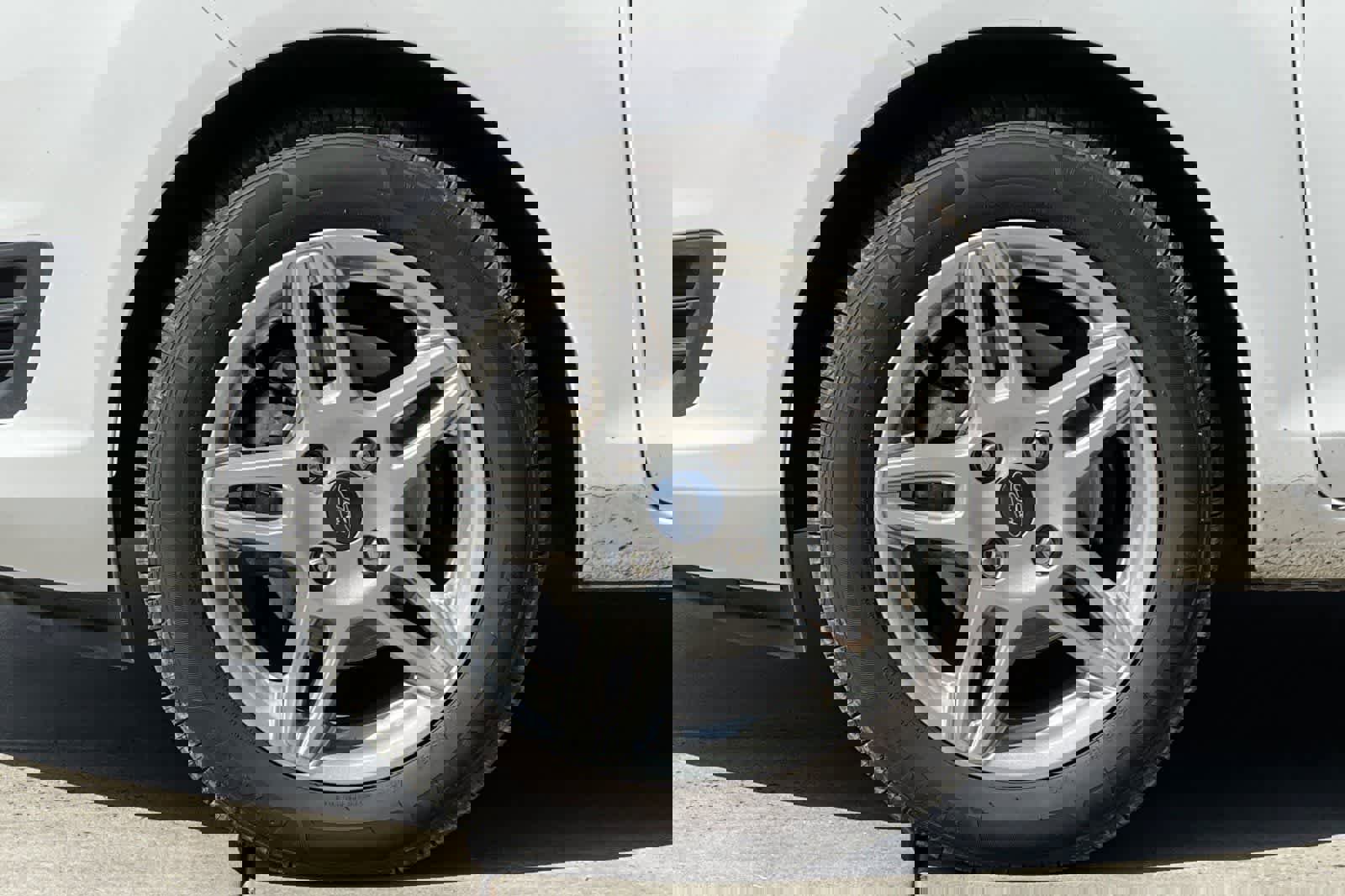 Used 2019 Ford Fiesta SE image 12