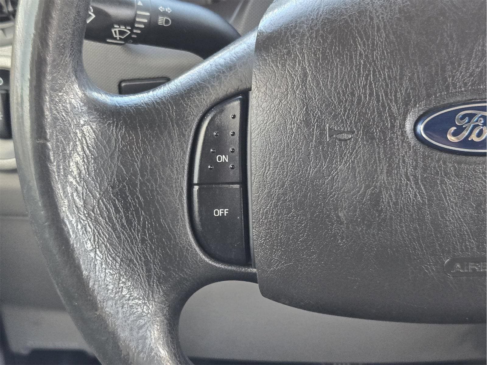 Used 2014 Ford E-350 and Econoline 350 XLT RWD image 26