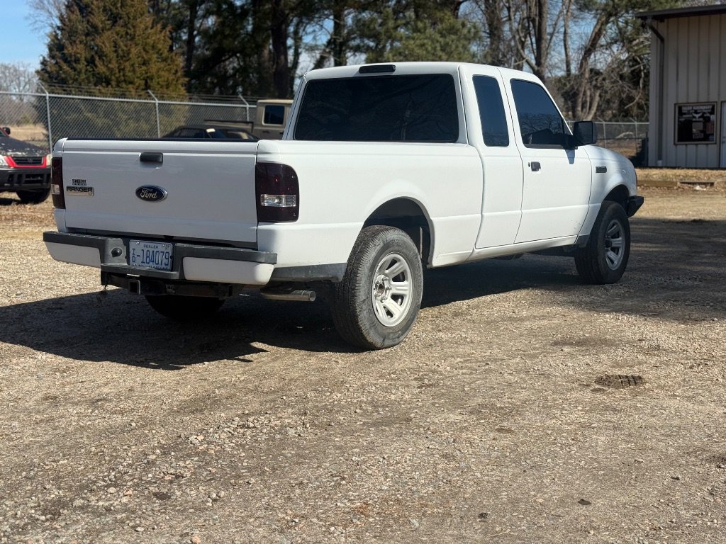 Used 2011 Ford Ranger XLT image 4