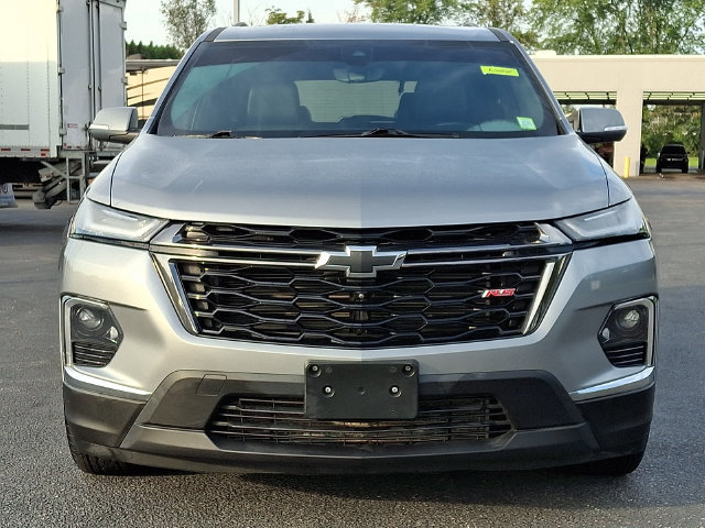 Used 2023 Chevrolet Traverse RS w/ LPO, Cargo Package AWD/4WD image 5