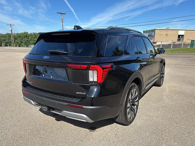 New 2026 Ford Explorer Platinum w/ LUX Leather Package AWD/4WD image 4