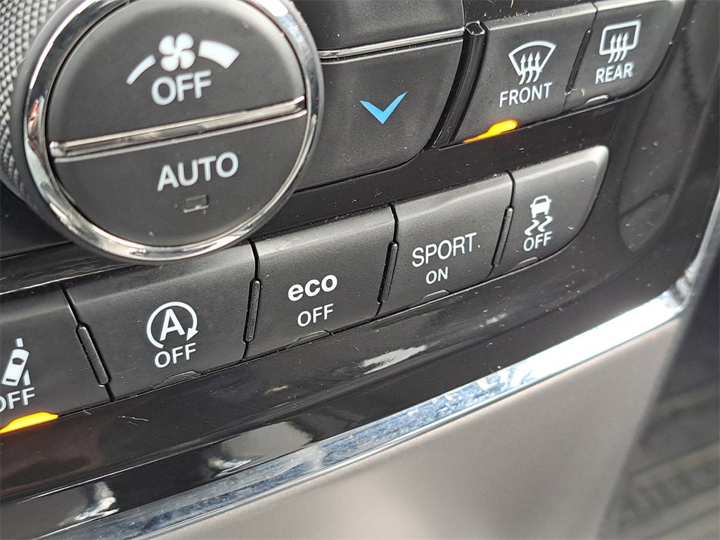 Used 2021 Jeep Grand Cherokee Limited w/ Quick Order Package 2GK 80th image 11