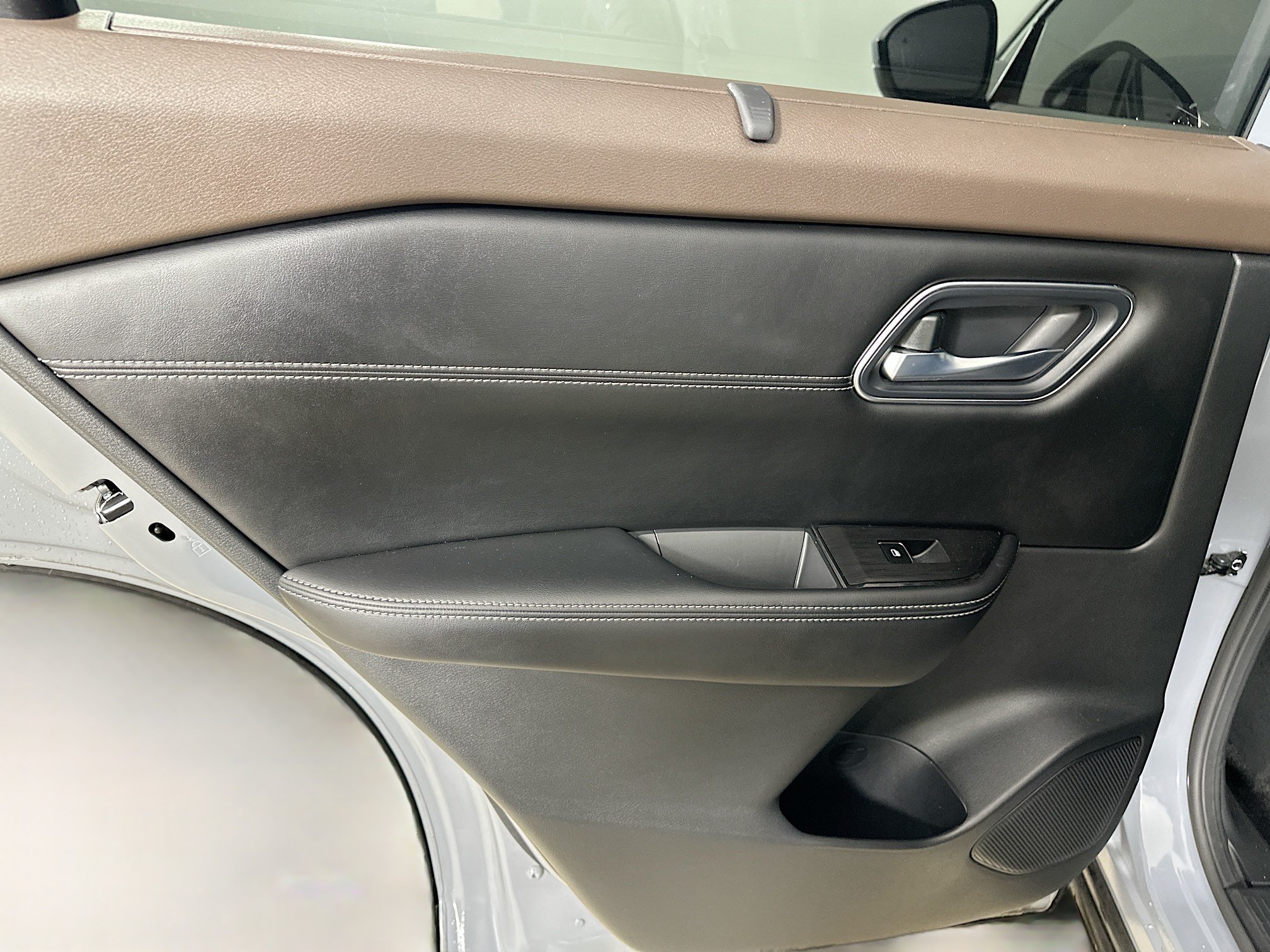 Used 2021 Nissan Rogue Platinum AWD/4WD image 33