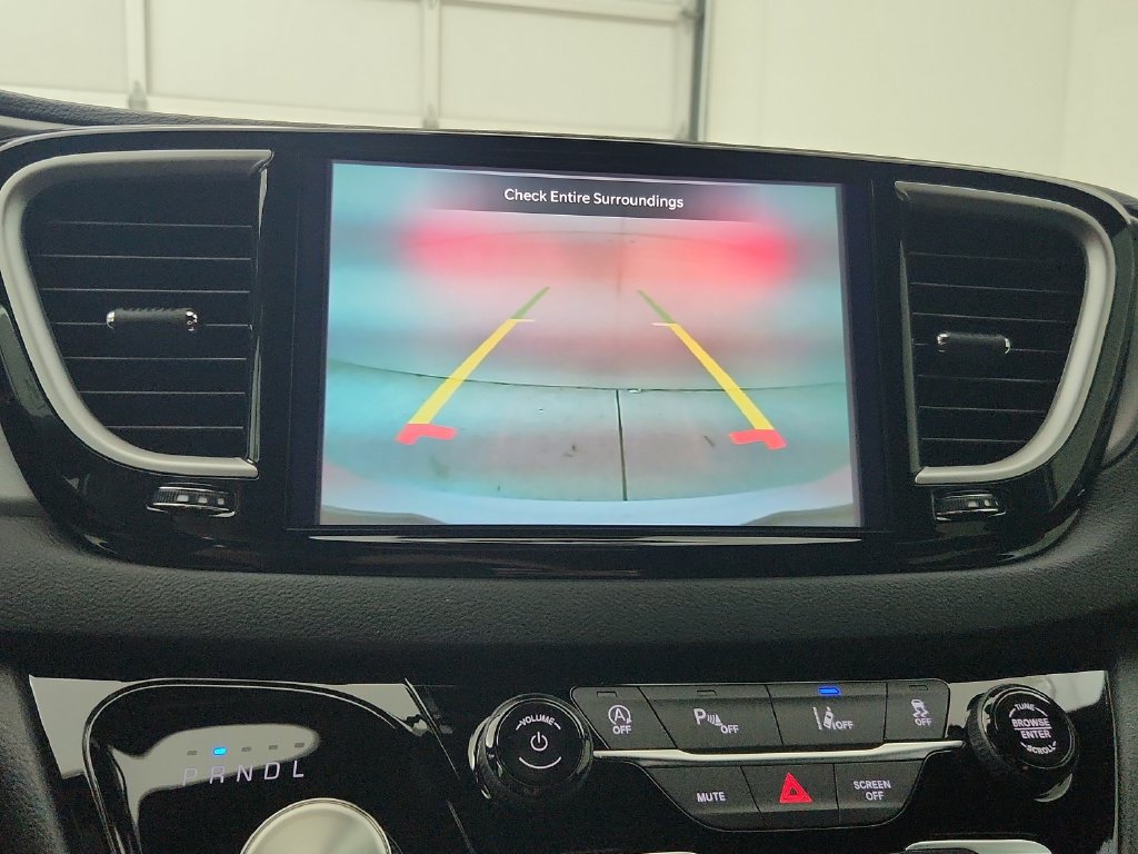 New 2027 Chrysler Pacifica LX FWD image 24