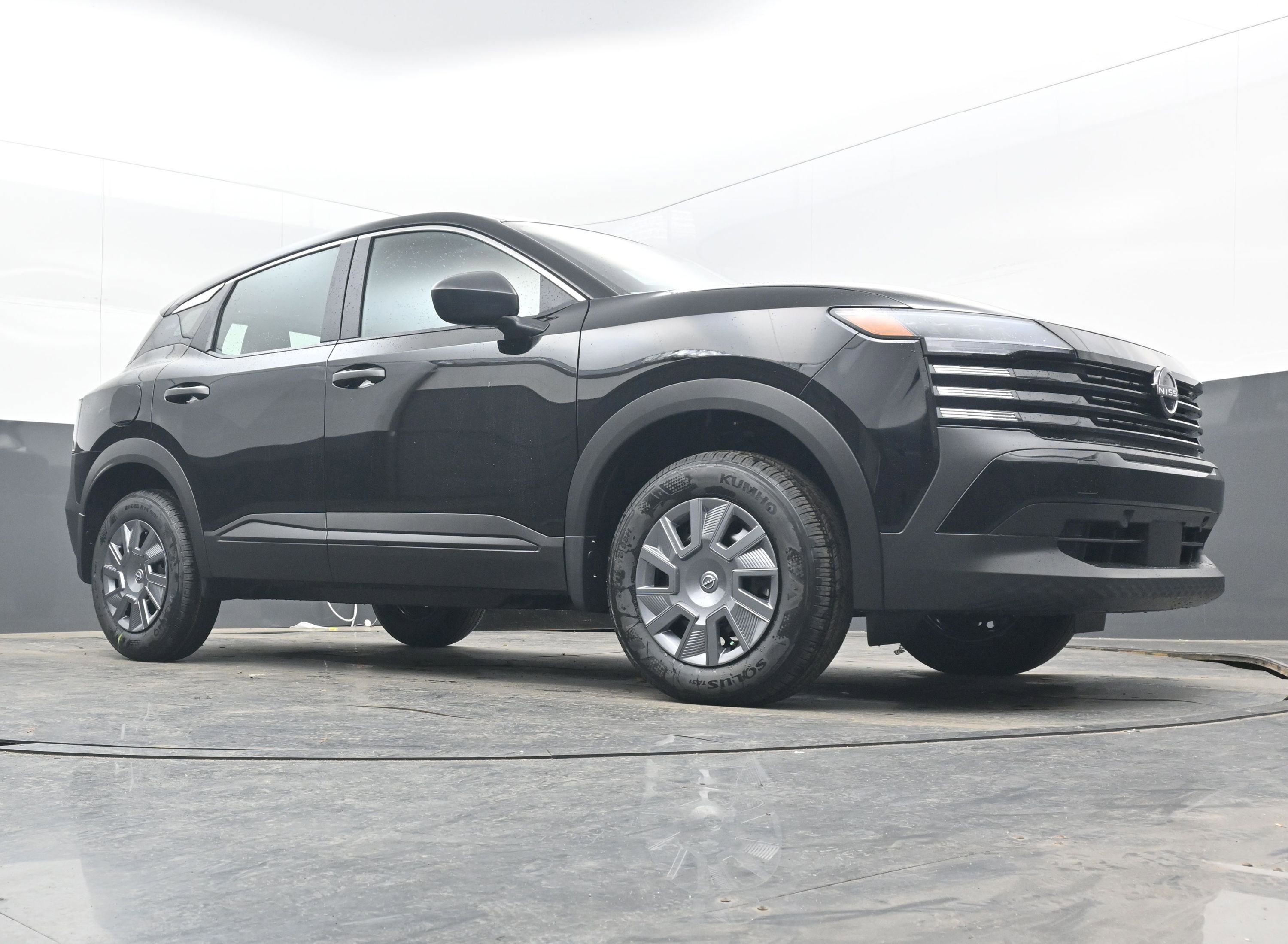 New 2026 Nissan Kicks S image 22