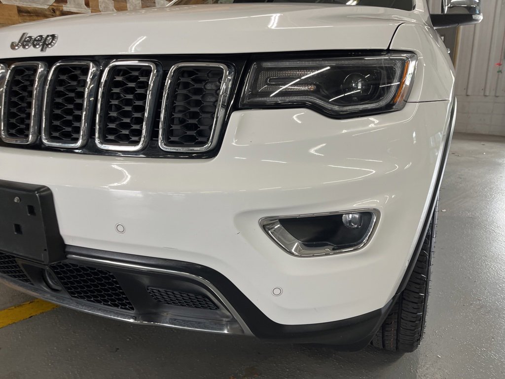 Used 2022 Jeep Grand Cherokee Limited w/ Trailer Tow Group IV image 16