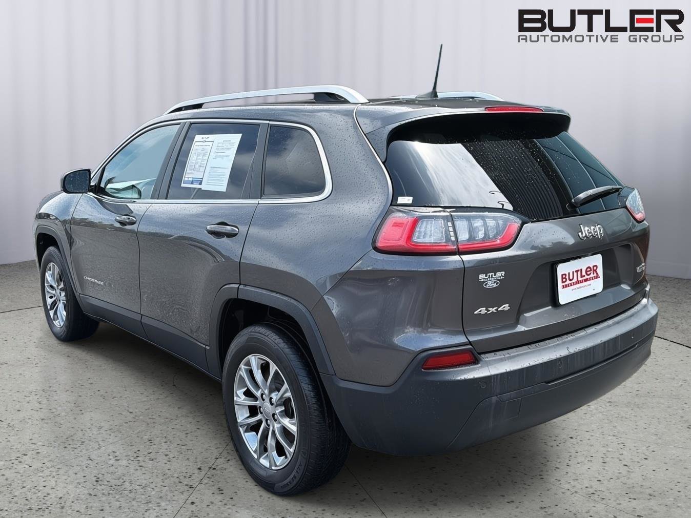 Used 2020 Jeep Cherokee Latitude Plus AWD/4WD image 4