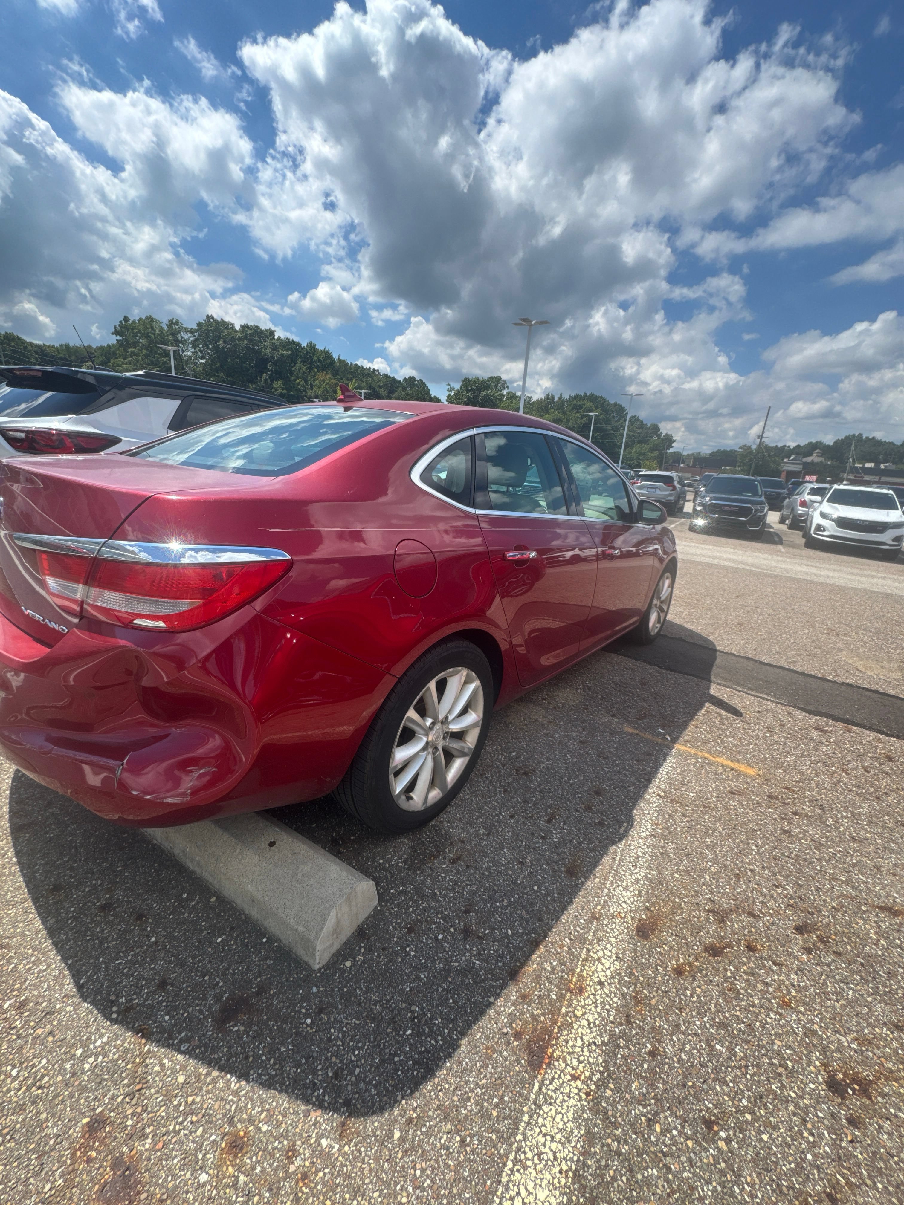 Used 2013 Buick Verano Leather FWD image 4