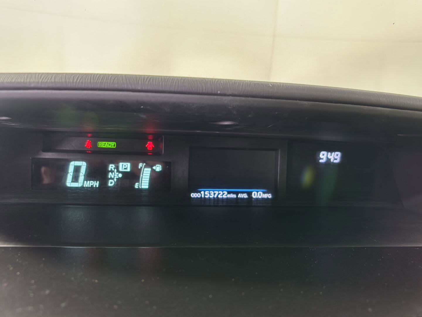 Used 2016 Toyota Prius V Three FWD image 3