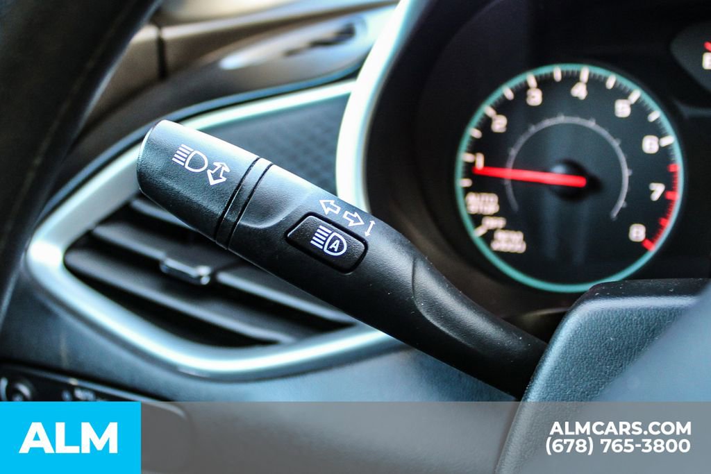 Used 2024 Chevrolet Malibu LT FWD image 29