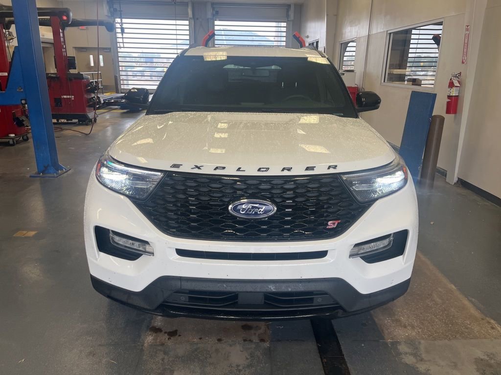 Used 2023 Ford Explorer ST w/ Equipment Group 401A AWD/4WD image 12