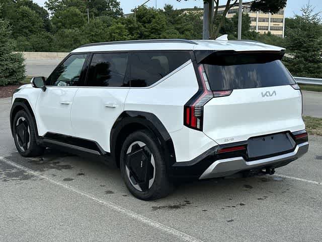 Used 2024 Kia EV9 Land AWD/4WD image 25