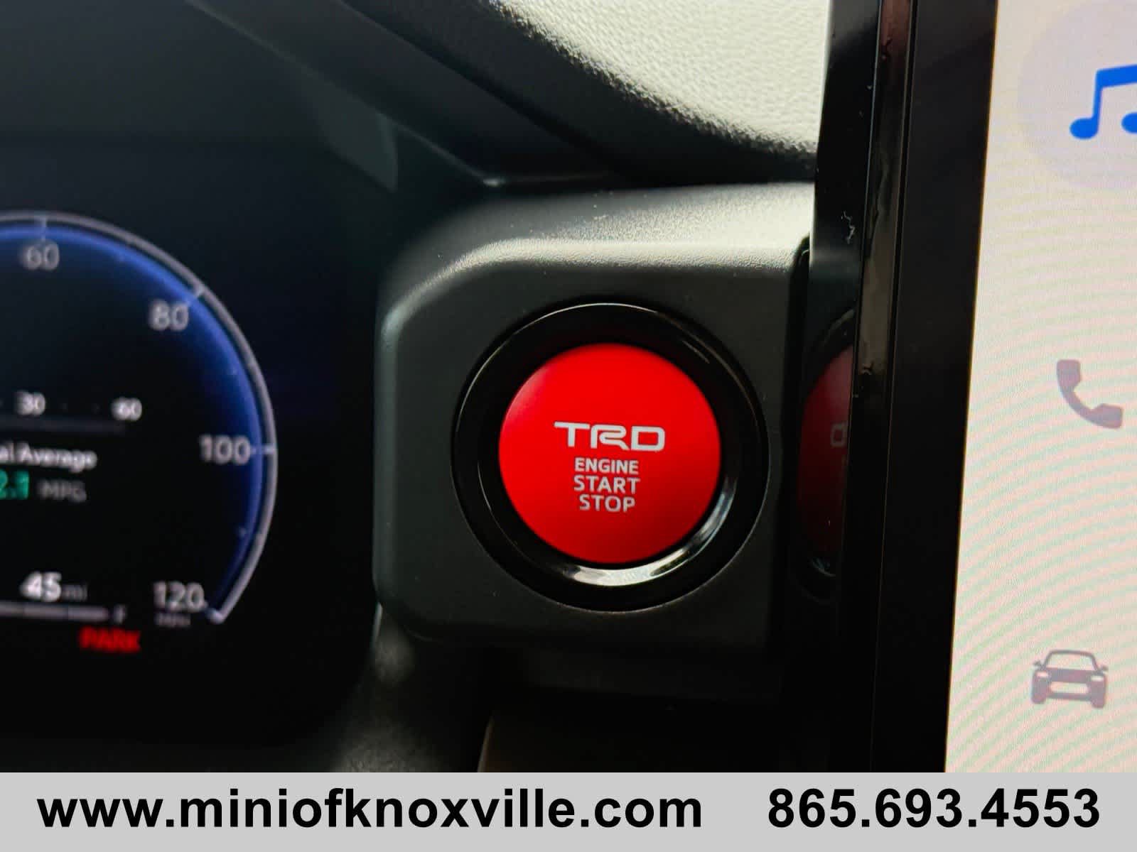 Used 2024 Toyota Tacoma TRD Sport AWD/4WD image 26
