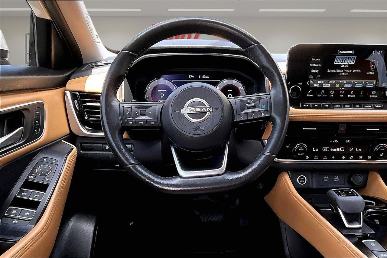 Used 2022 Nissan Rogue Platinum w/ Head-Up Display Package AWD/4WD image 8