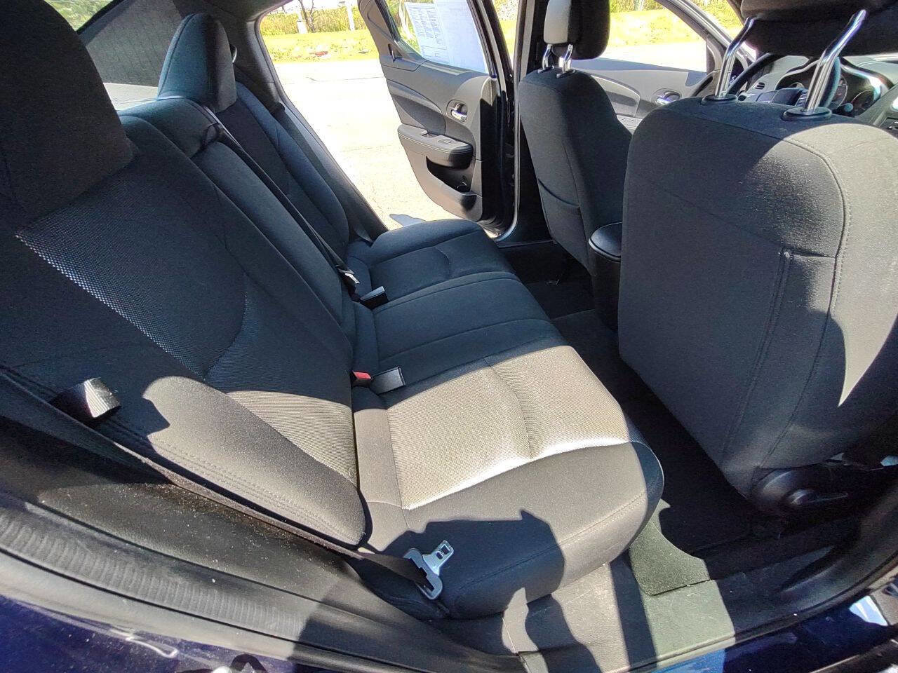 Used 2014 Dodge Avenger SE w/ Rallye Appearance Group FWD image 17