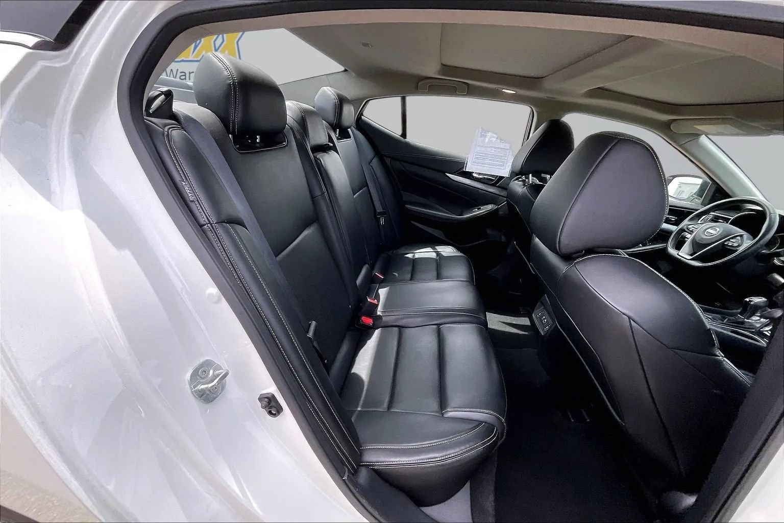 Used 2023 Nissan Maxima SL FWD image 31