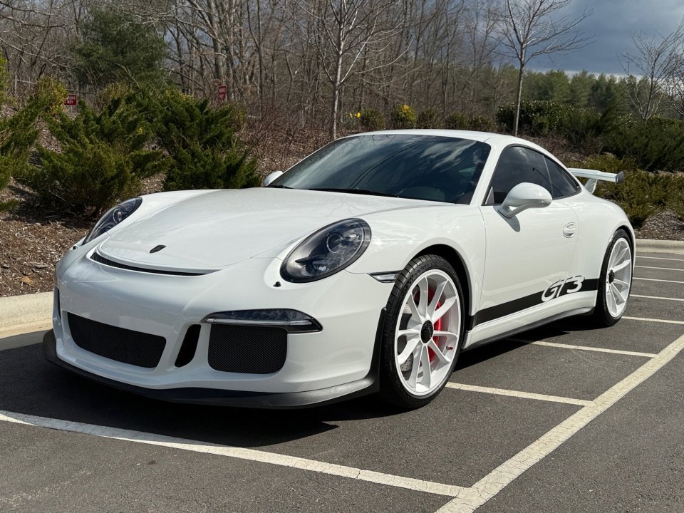 Certified 2015 Porsche 911 GT3