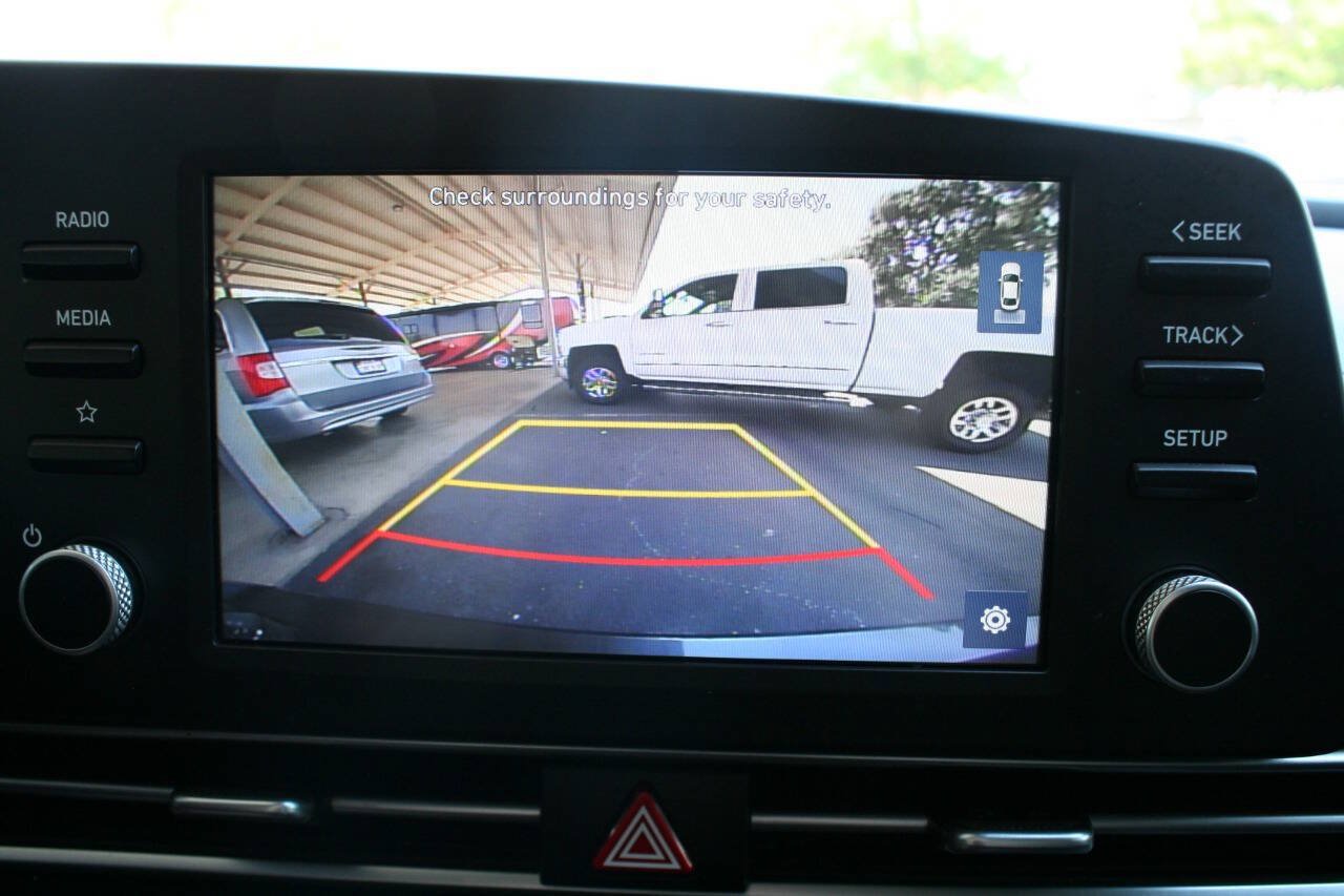 Used 2021 Hyundai Elantra SEL FWD image 20