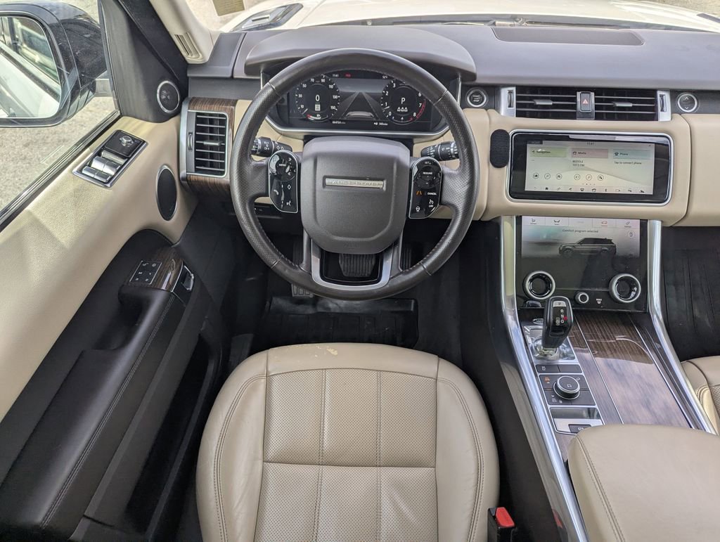 Used 2020 Land Rover Range Rover Sport HSE image 15