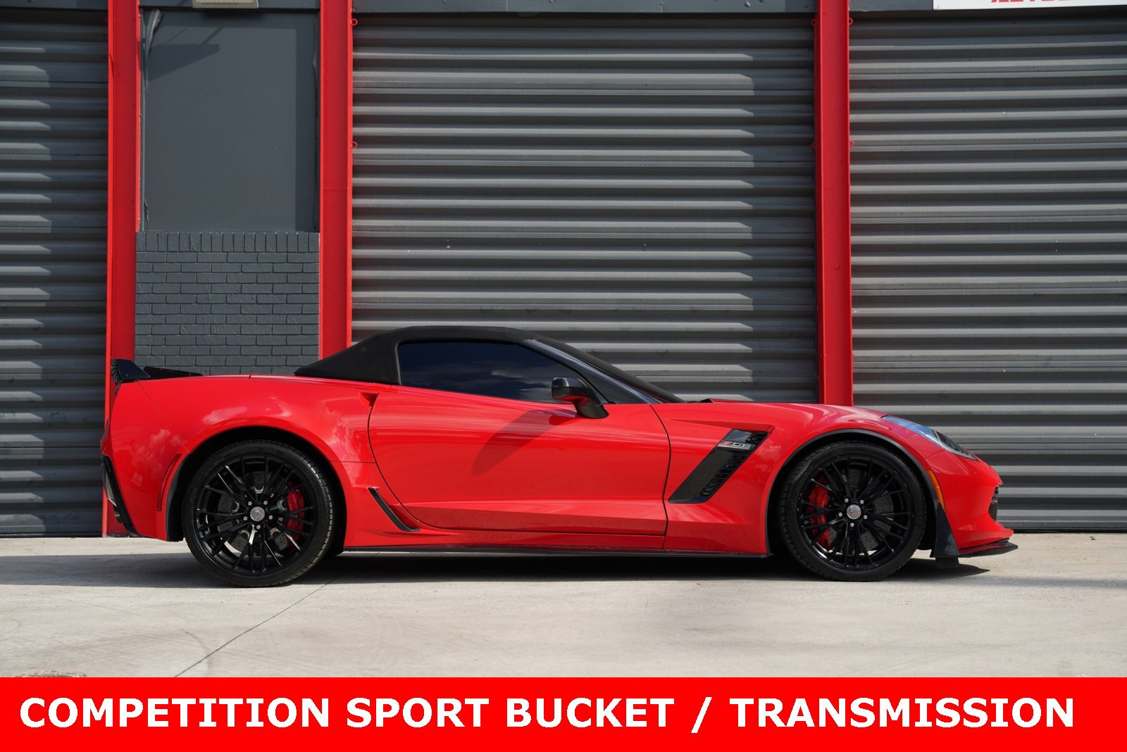 Used 2015 Chevrolet Corvette Z06 w/ 3LZ Preferred Equipment Group image 3