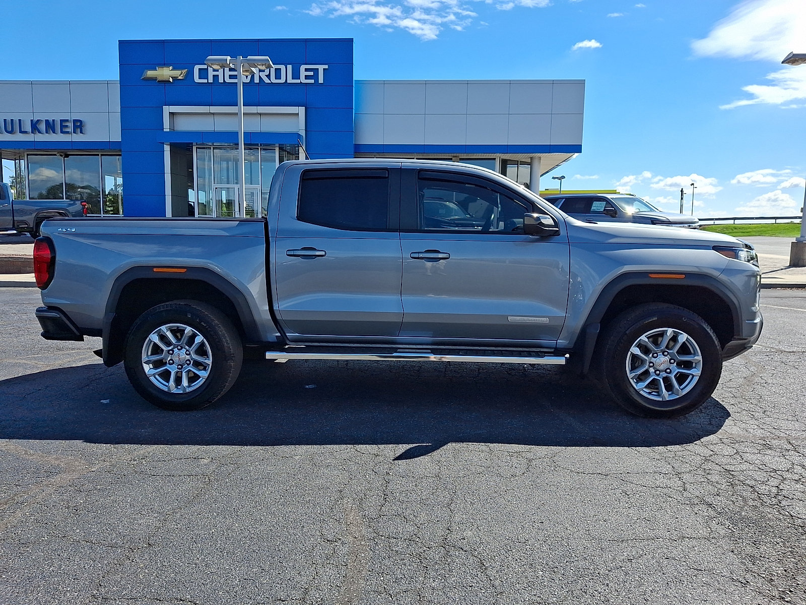 Certified 2023 GMC Canyon Elevation w/ Elevation Premium Package AWD/4WD image 7