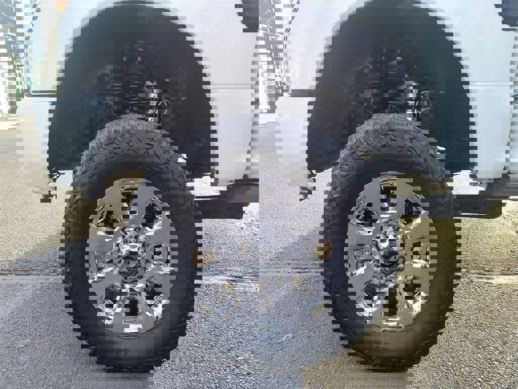 Used 2019 Ford F350 Limited w/ FX4 Off-Road Package image 10