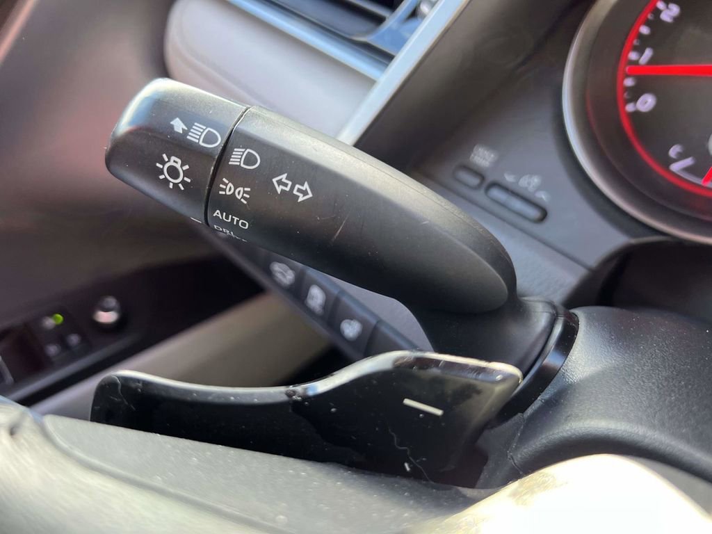 Used 2023 Toyota Camry XSE image 33