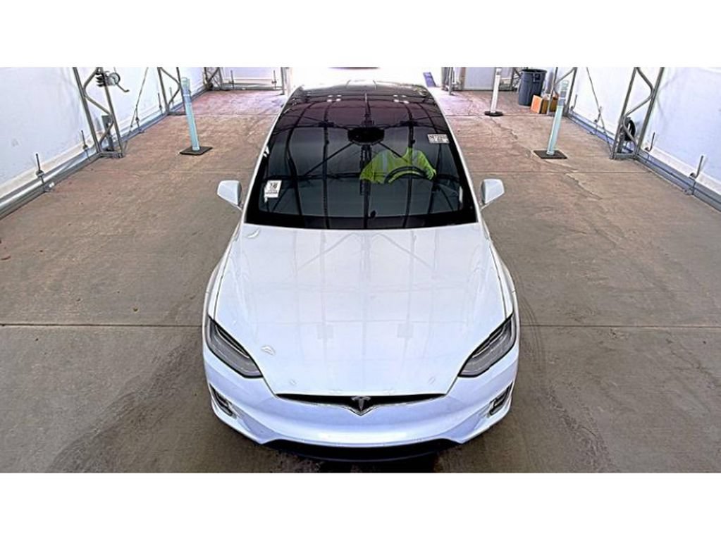 Used 2020 Tesla Model X Long Range AWD/4WD image 2