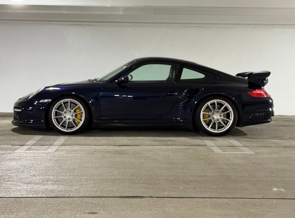 Used 2008 Porsche 911 GT2 image 3