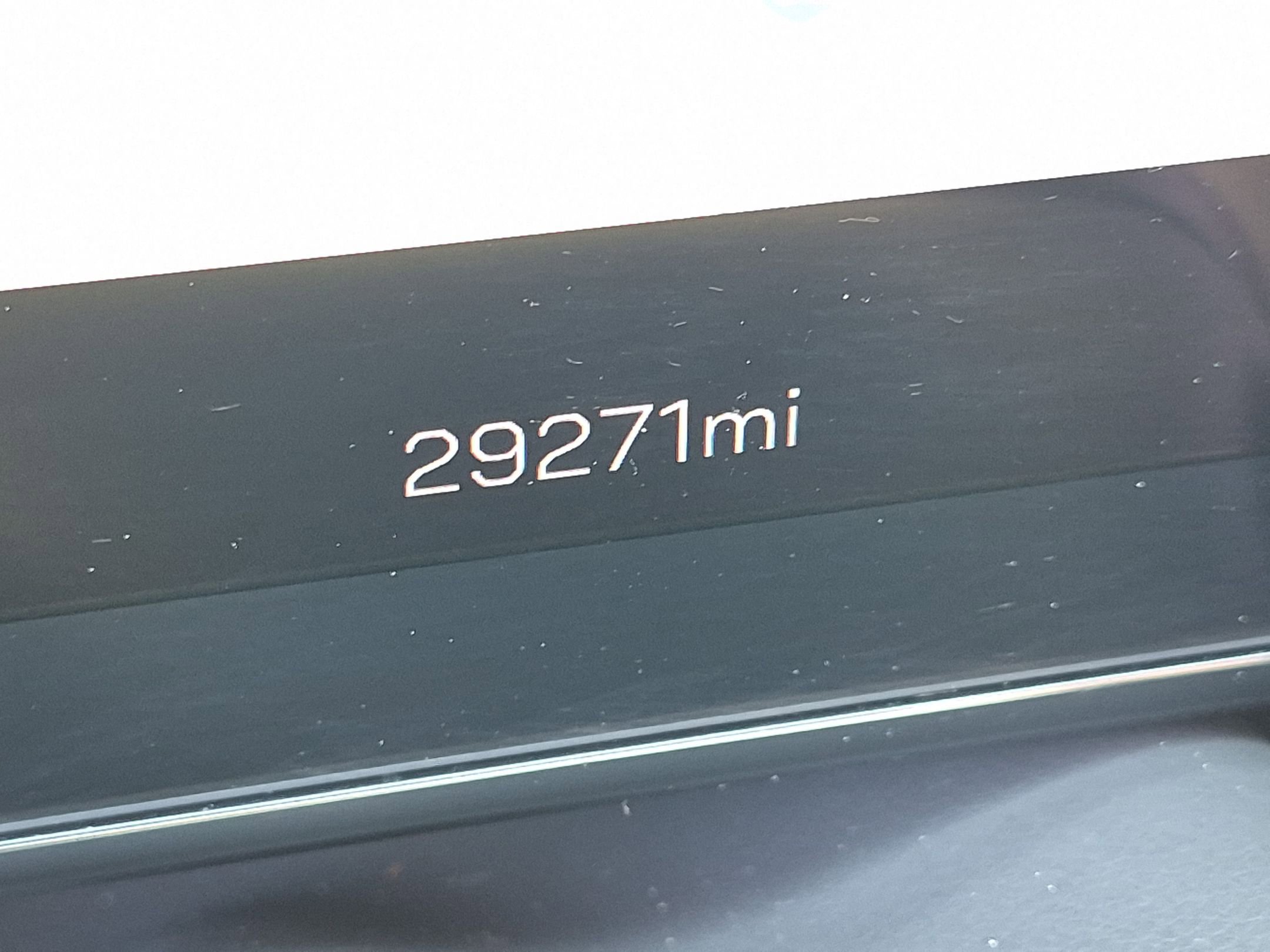 Used 2025 GMC Yukon Denali RWD image 21