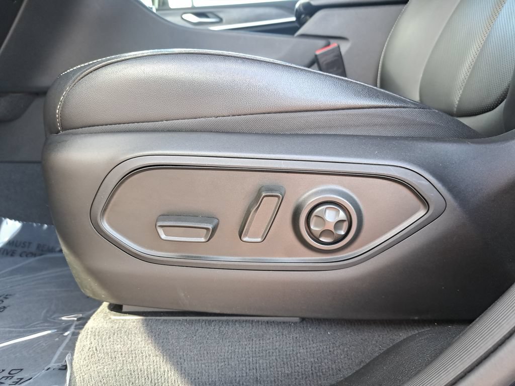 Certified 2023 Jeep Grand Cherokee Limited w/ Luxury Tech Group II AWD/4WD image 29