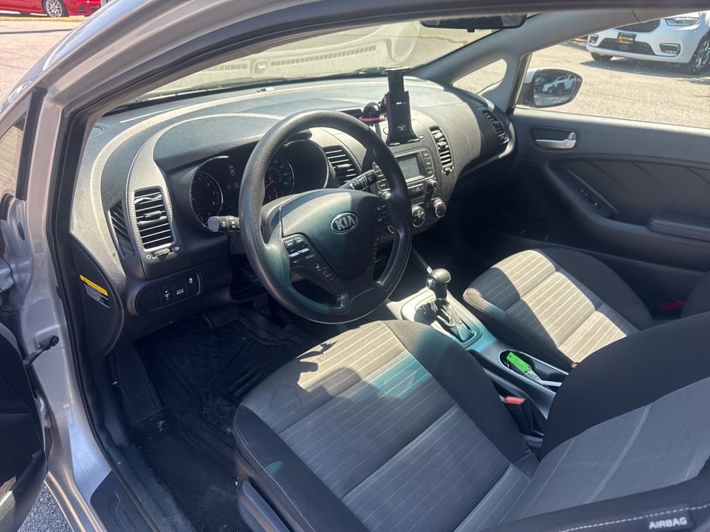 Used 2016 Kia Forte EX FWD image 15