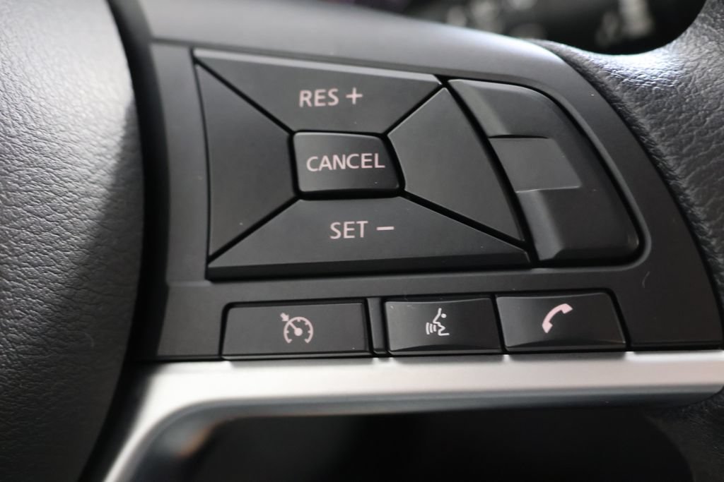 Used 2023 Nissan Altima 2.5 SV FWD image 12