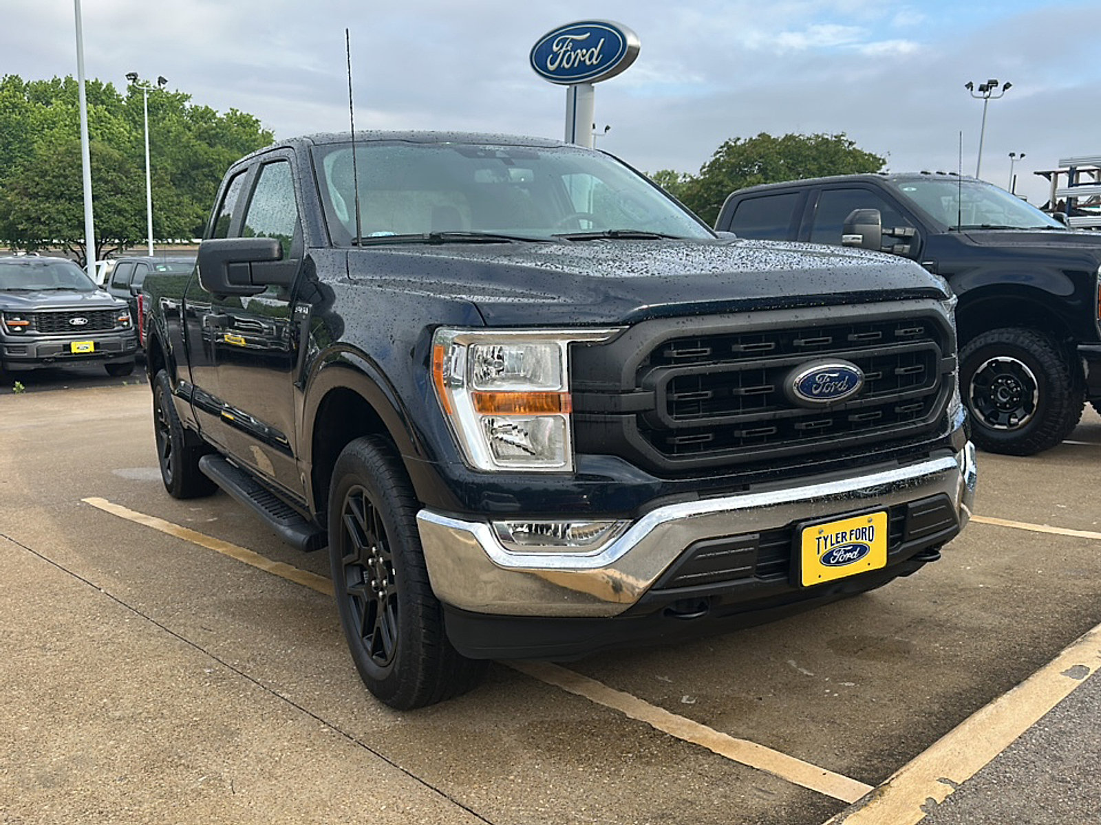 Used 2021 Ford F150 XL w/ Equipment Group 101A High AWD/4WD image 1
