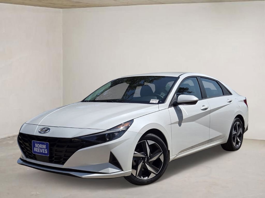 Certified 2023 Hyundai Elantra SEL w/ Convenience Package