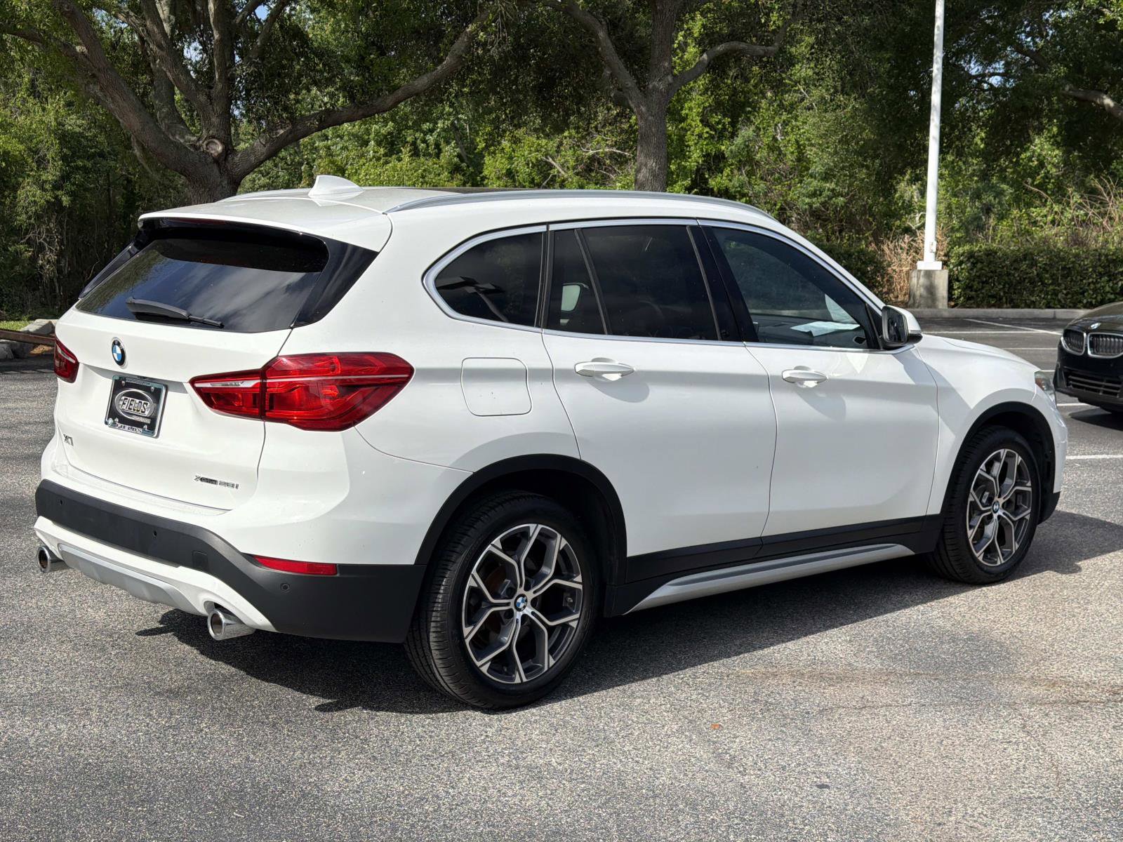 Used 2021 BMW X1 xDrive28i w/ Convenience Package image 3