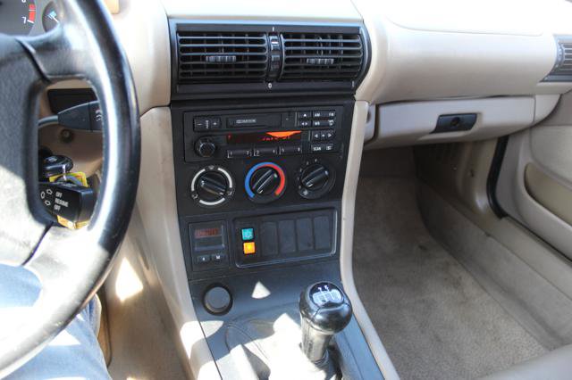 Used 1996 BMW Z3 1.9 image 11