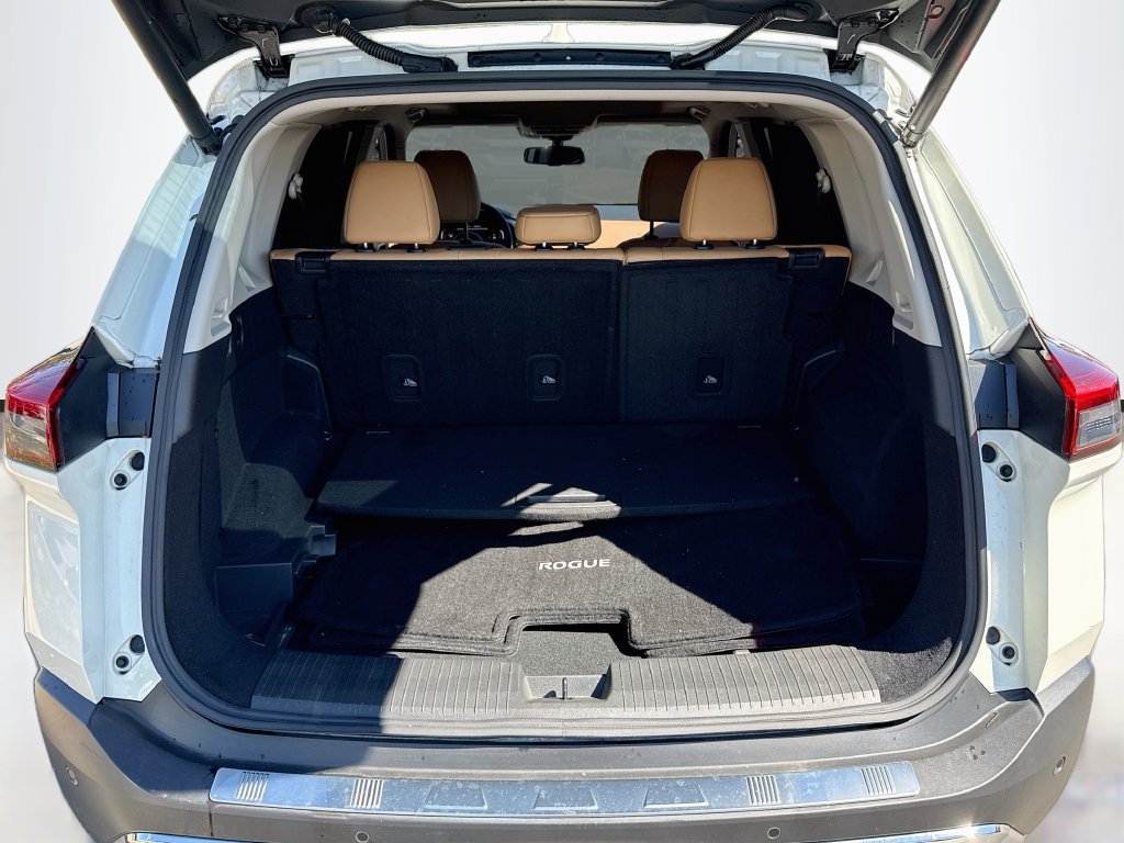 Used 2023 Nissan Rogue Platinum w/ Platinum Premium Package AWD/4WD image 31