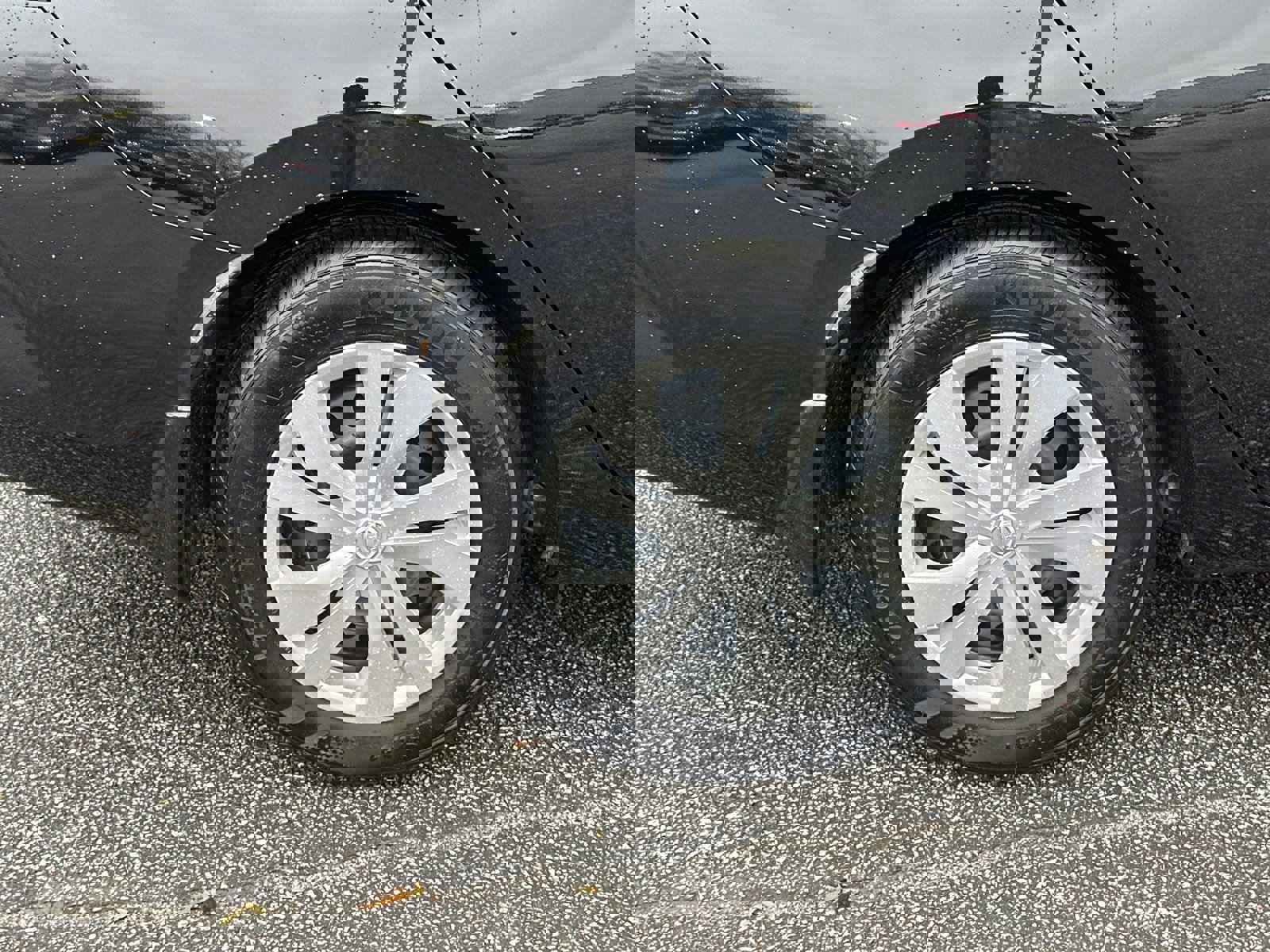 Certified 2025 Nissan Versa S w/ Trunk Package image 17