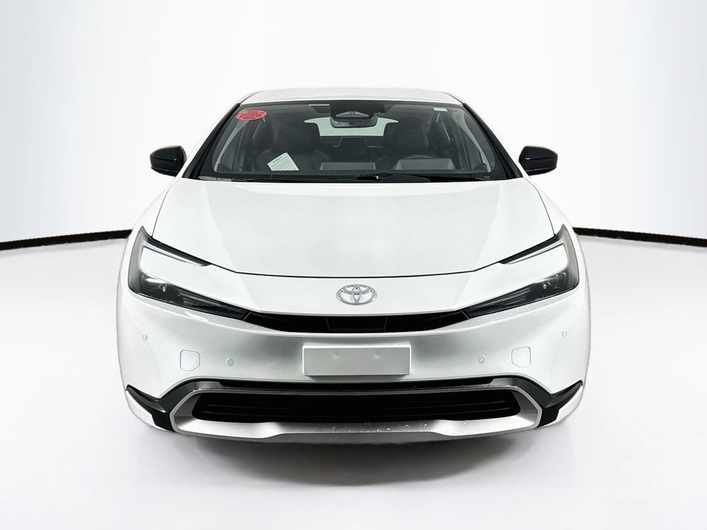 Used 2026 Toyota Prius Plug-In Hybrid FWD image 2