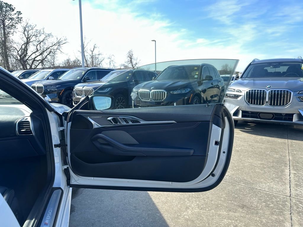 Used 2019 BMW M850i xDrive Coupe w/ Comfort Seating Package image 25