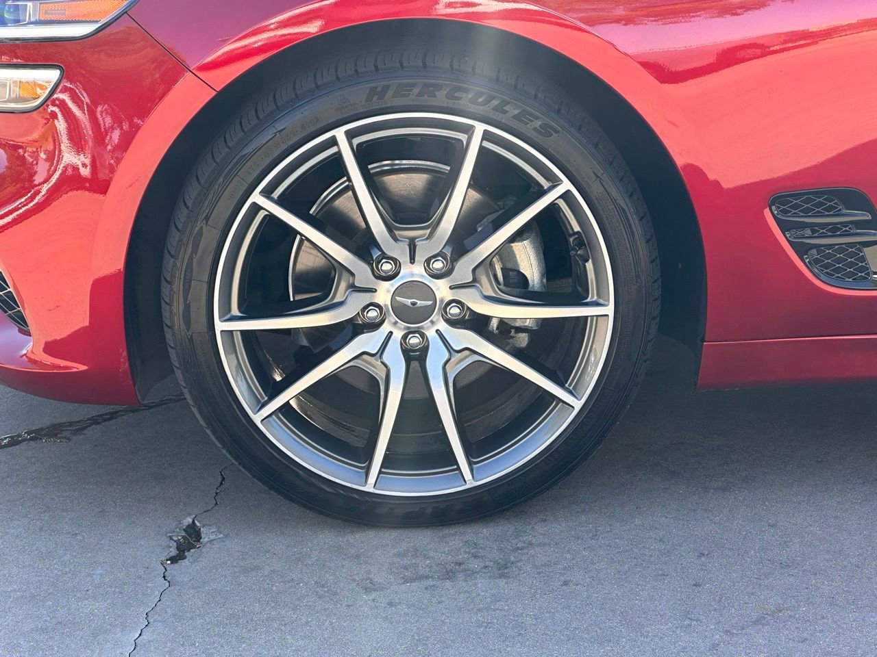 Used 2023 Genesis G70 2.0T image 33