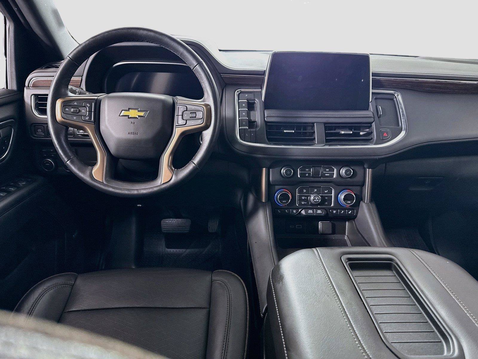 Used 2022 Chevrolet Tahoe High Country AWD/4WD image 2