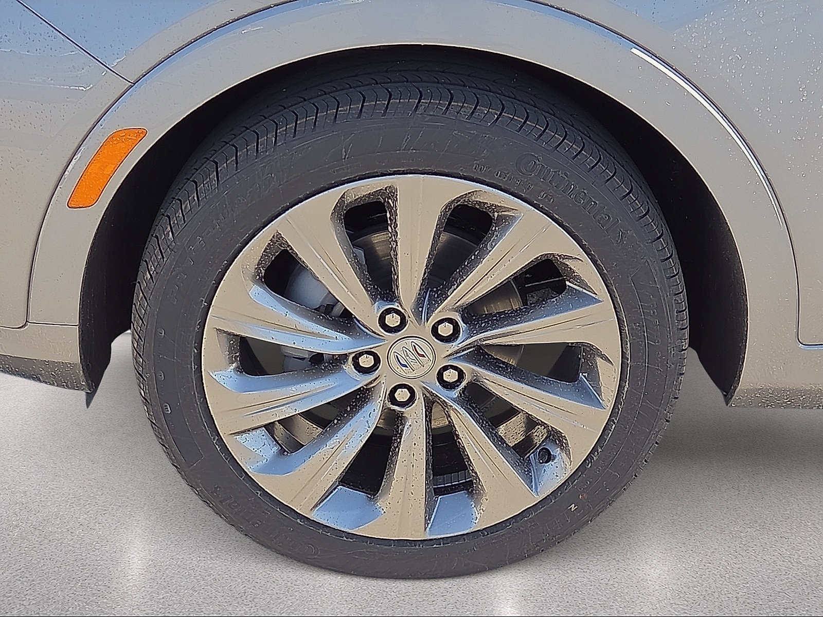 New 2026 Buick Envista Avenir FWD image 7
