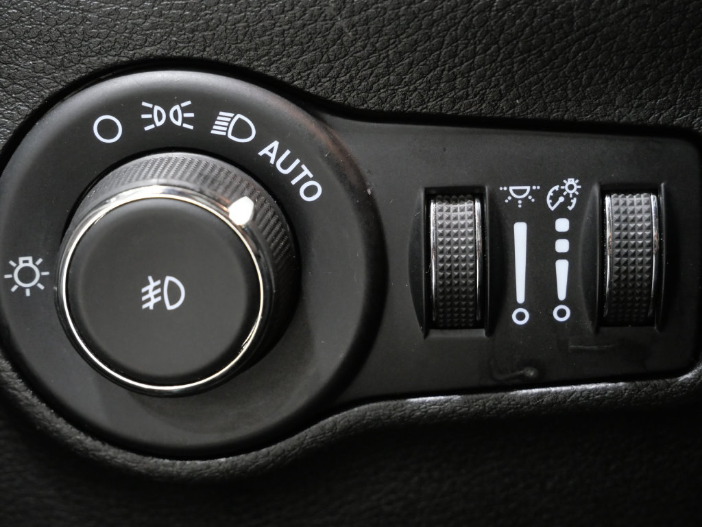 Used 2024 Jeep Compass Limited AWD/4WD image 13