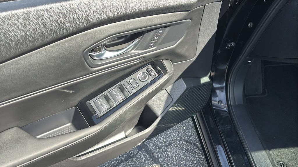 Used 2025 Honda Accord Touring image 14