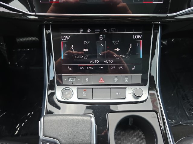Used 2023 Audi Q7 2.0T Premium Plus AWD/4WD image 28