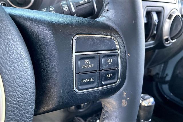 Used 2015 Jeep Wrangler Unlimited Sahara w/ Max Tow Package image 19