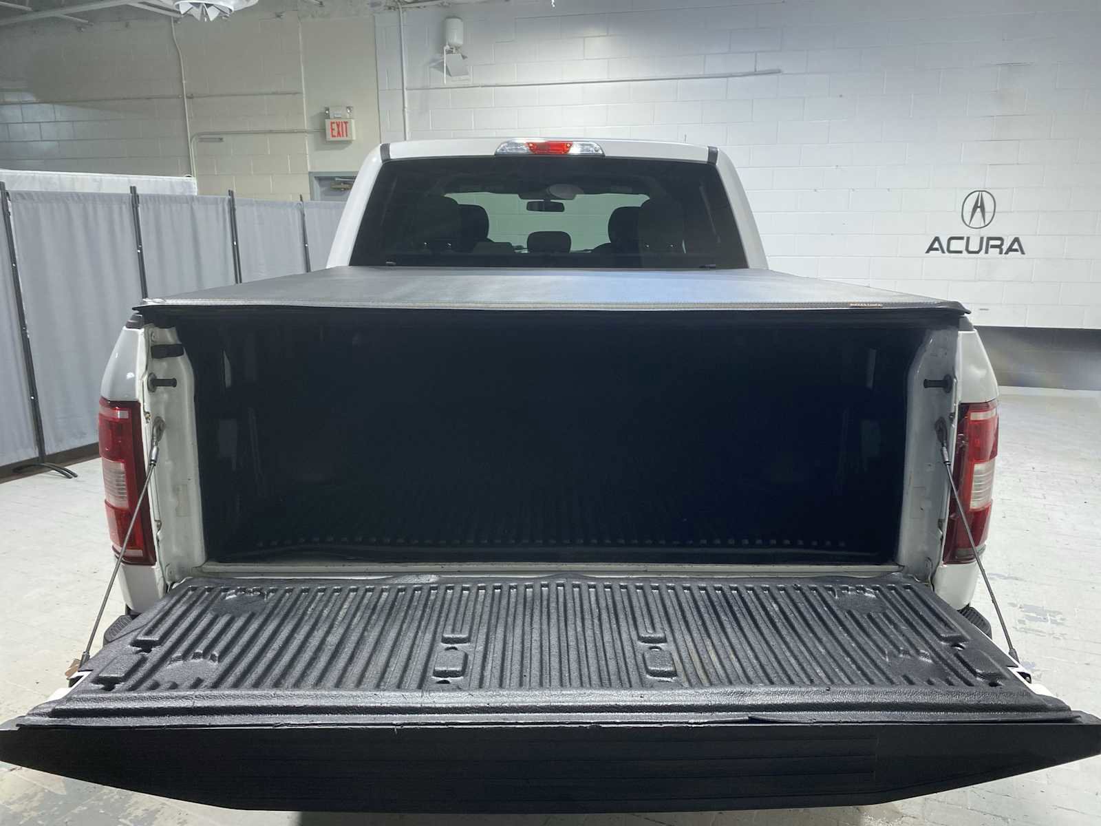 Used 2018 Ford F150 XLT AWD/4WD image 19